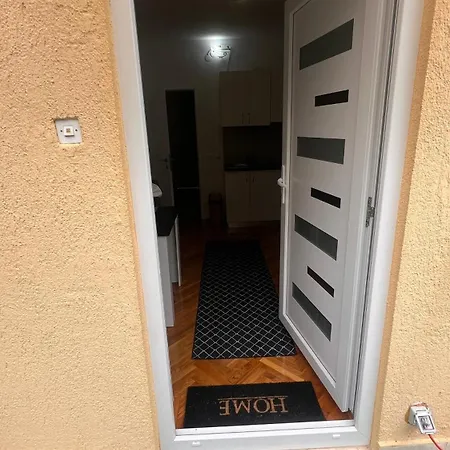 Apartma San Marino * Нови-Винодолски