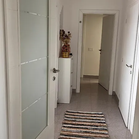 Apartma San Marino * Нови-Винодолски